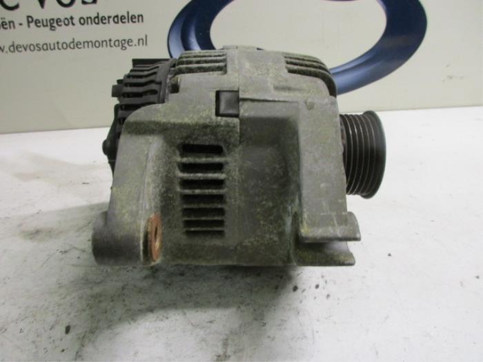 Dynamo van een Citroën Xantia (X1/2) 1.6i X,Sensation 1996