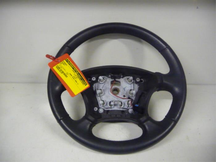 Gebrauchte Lenkrad Peugeot 407 (6D) 2.0 HDiF 16V Preis € 70,00 Margenregelung angeboten von De Vos Onderdelen