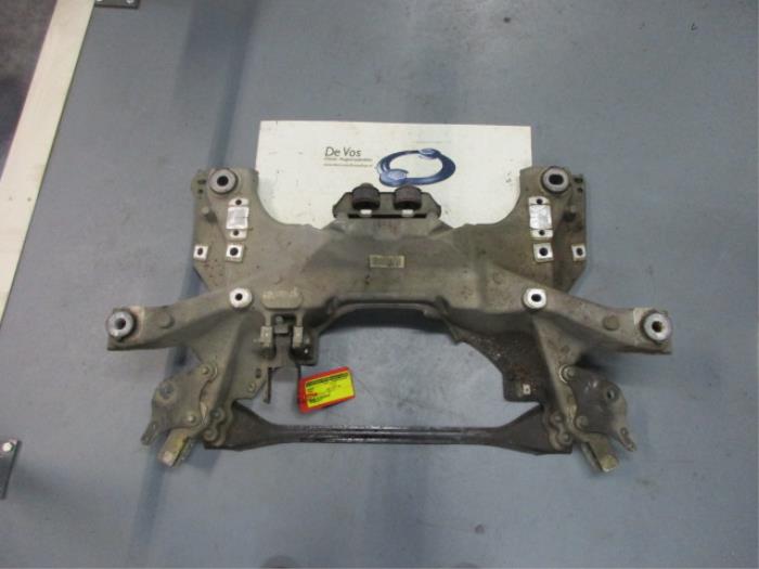 Usagé Faux châssis Peugeot 407 (6D) 3.0 V6 24V VVT Prix € 100,00 Règlement à la marge proposé par De Vos Onderdelen