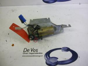 Usados Motor de limpiaparabrisas detrás Citroen BX Precio € 45,00 Norma de margen ofrecido por De Vos Autodemontagebedrijf