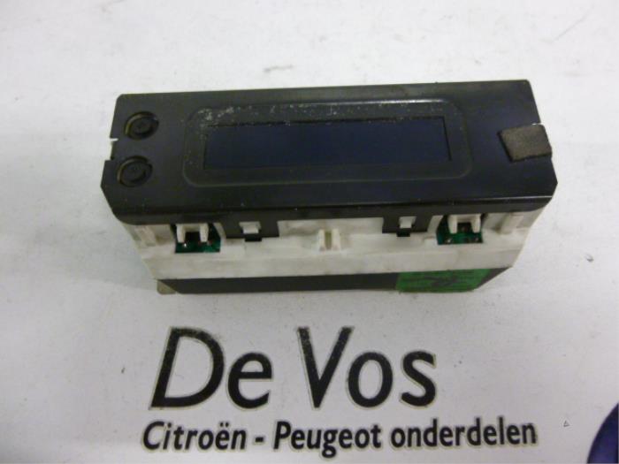 Begagnade Innerdisplay Citroen XM Pris € 45,00 Marginaltabell erbjuds av De Vos Onderdelen