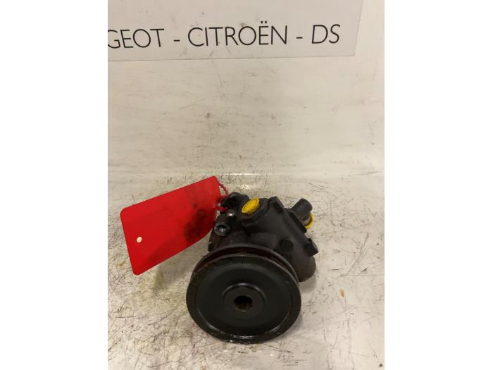 Usagé Pompe de direction Peugeot Boxer (230L) 1.9D 270C Prix € 100,00 Règlement à la marge proposé par De Vos Onderdelen
