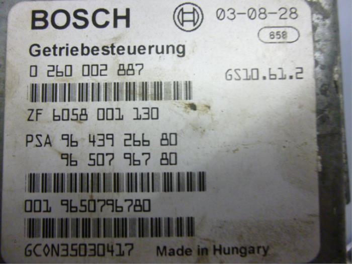 Automatic gearbox computer from a Peugeot 607 (9D/U) 2.2 HDi 16V FAP 2004