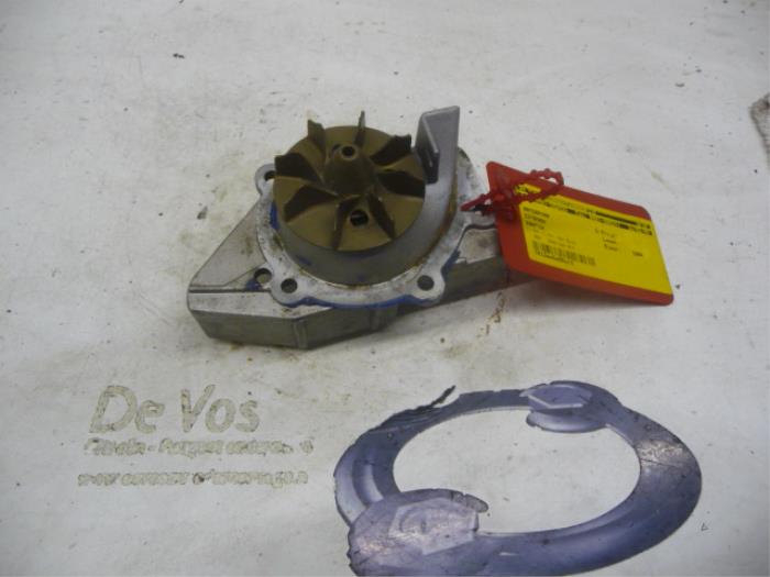 Usagé Pompe à eau Citroen Xantia (X1/2) 2.0i SX,VSX Prix € 35,00 Règlement à la marge proposé par De Vos Onderdelen