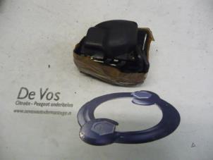 Used Rear seatbelt, left Peugeot 205 II (20A/C) 1.4 Price € 35,00 Margin scheme offered by De Vos Autodemontagebedrijf