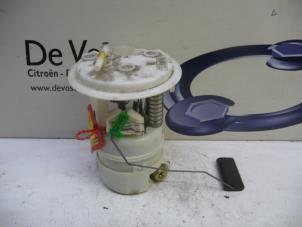 Used Electric fuel pump Peugeot 307 (3A/C/D) 1.6 16V Price € 55,00 Margin scheme offered by De Vos Autodemontagebedrijf