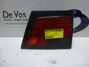 Used Taillight, right Peugeot 806 2.1 TD 12V Price € 35,00 Margin scheme offered by De Vos Autodemontagebedrijf