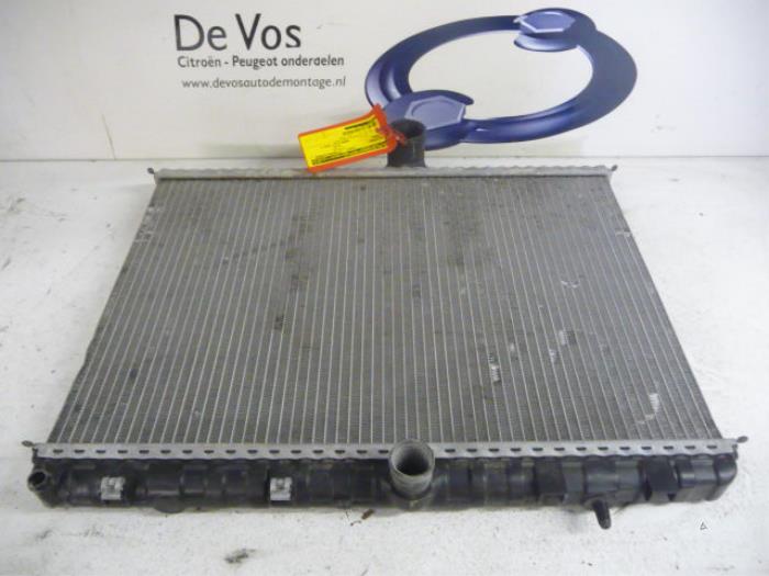 Usagé Radiateur Citroen C8 (EA/EB) 2.0 HDi 16V Prix € 70,00 Règlement à la marge proposé par De Vos Onderdelen