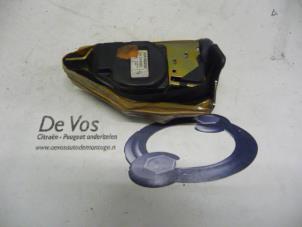 Used Front seatbelt, right Peugeot 405 Price € 35,00 Margin scheme offered by De Vos Autodemontagebedrijf