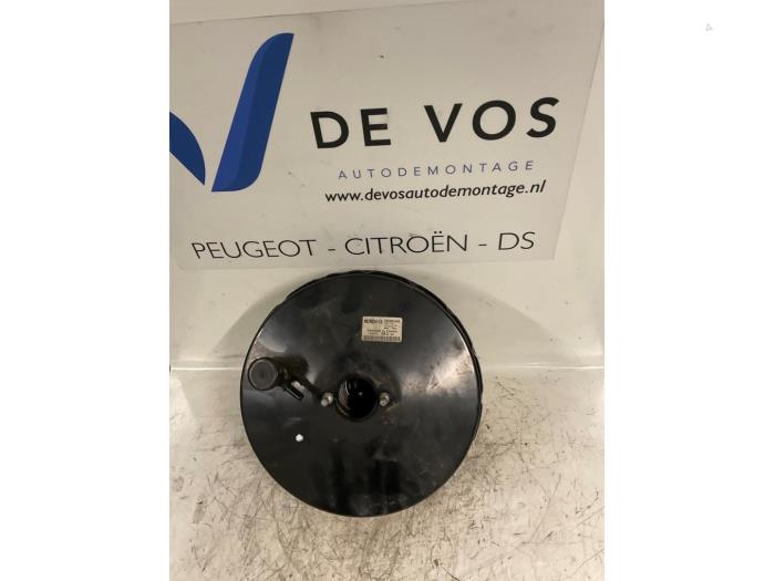 Usagé Servo frein Citroen Picasso Prix € 45,00 Règlement à la marge proposé par De Vos Onderdelen