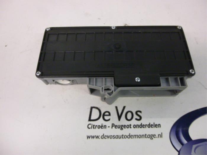 Usagé Ordinateur divers Peugeot 406 (8B) 2.9 V6 24V Prix € 100,00 Règlement à la marge proposé par De Vos Onderdelen