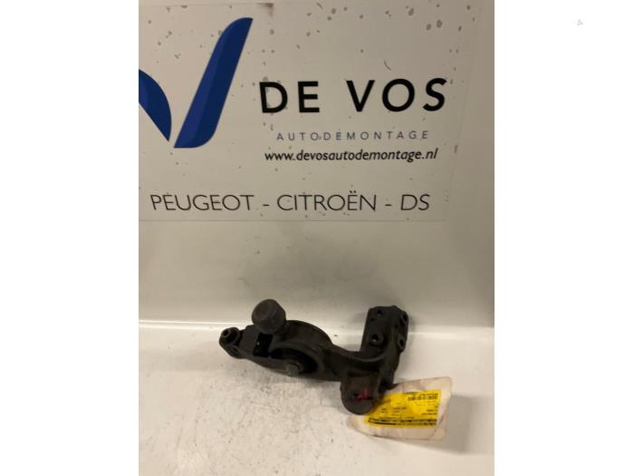 Used Engine mount Citroen XM (Y4) 2.0 i 16V Price € 50,00 Margin scheme offered by De Vos Onderdelen
