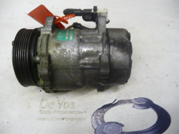 Usagé Pompe clim Citroen Xantia (X2/X7) 1.8i X,SX,Harmonie,Sensation 16V Prix € 115,00 Règlement à la marge proposé par De Vos Onderdelen