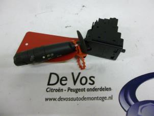 Używane Przelacznik Combi kolumny kierownicy Citroen Xsara Cena € 35,00 Procedura marży oferowane przez De Vos Autodemontagebedrijf