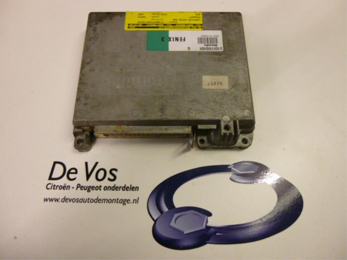 Used Engine management computer Peugeot 605 Price € 100,00 Margin scheme offered by De Vos Onderdelen
