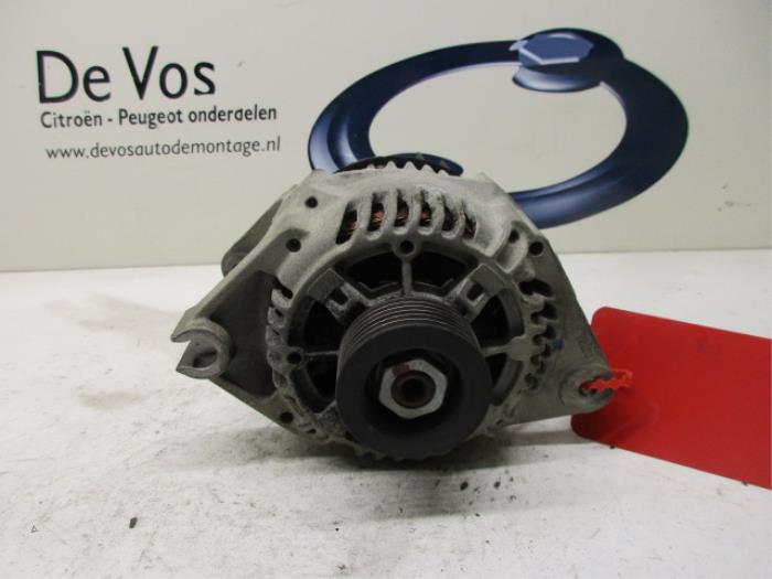Gebrauchte Dynamo Peugeot 405 II (4B) 1.8 SRi,Gri Preis € 55,00 Margenregelung angeboten von De Vos Onderdelen