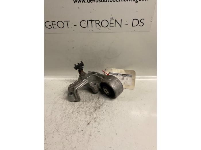 Used Engine mount Citroen Xantia Price € 50,00 Margin scheme offered by De Vos Onderdelen