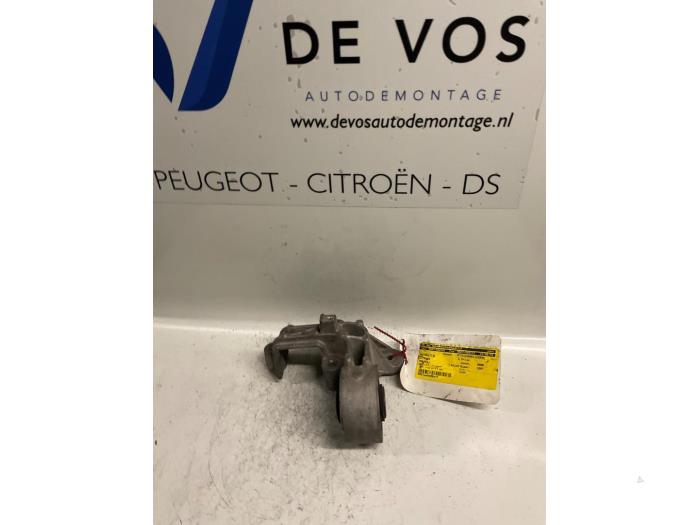 Used Engine mount Citroen Xantia Price € 50,00 Margin scheme offered by De Vos Onderdelen