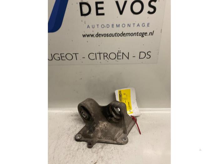 Usagé Support moteur Citroen Xantia (X1/2) 1.6i X,Sensation Prix € 35,00 Règlement à la marge proposé par De Vos Onderdelen