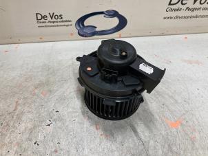Usados Motor de ventilador de calefactor Citroen Xsara Picasso (CH) 1.8 16V Precio € 55,00 Norma de margen ofrecido por De Vos Autodemontagebedrijf