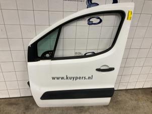 Used Door 4-door, front left Citroen Berlingo 1.6 Hdi 75 Price € 300,00 Margin scheme offered by De Vos Autodemontagebedrijf