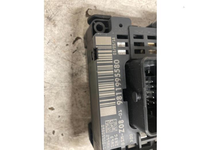 Fuse box Peugeot Expert 2.0 Blue HDi 180 16V 9811995580 DELPHI