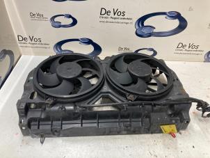 Used Cooling fan housing Peugeot 407 SW (6E) 2.2 HDi 16V 170 FAP Price € 160,00 Margin scheme offered by De Vos Autodemontagebedrijf