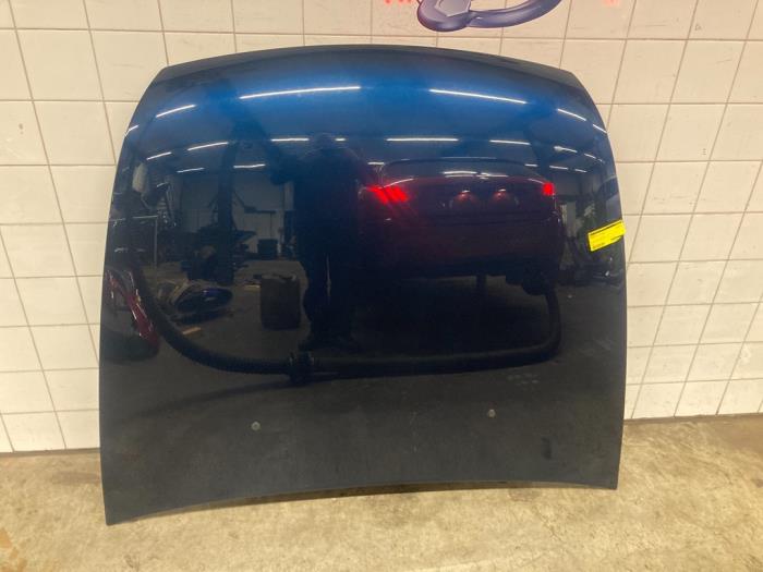 Używane Maska Peugeot 607 (9D/U) 2.2 16V Cena € 135,00 Procedura marży oferowane przez De Vos Onderdelen