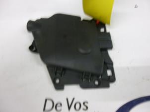 Used Fuse box Citroen C3 Picasso (SH) 1.6 16V VTI 120 Price € 25,00 Margin scheme offered by De Vos Autodemontagebedrijf