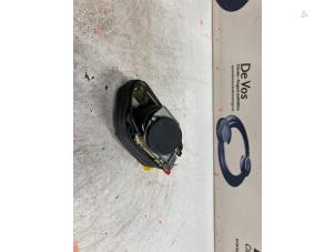 Usagé Tendeur de ceinture gauche Peugeot 206 CC (2D) 1.6 16V Prix € 80,00 Règlement à la marge proposé par De Vos Autodemontagebedrijf
