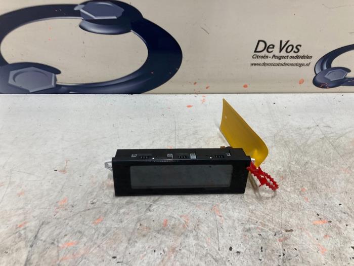 Begagnade Innerdisplay Citroen DS3 Cabrio (SB) 1.2 12V PureTech 110 S&S Pris € 80,00 Marginaltabell erbjuds av De Vos Onderdelen