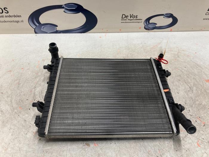 Used Radiator Peugeot 108 Price € 80,00 Margin scheme offered by De Vos Onderdelen