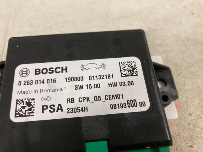 PDC Module from a Peugeot Expert (VA/VB/VE/VF/VY) 2.0 Blue HDi 180 16V 2019
