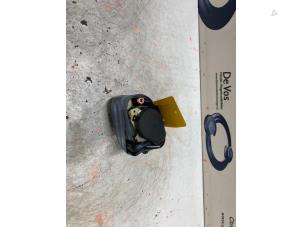 Gebrauchte Gurtsrammer rechts Citroen Xsara Picasso (CH) 1.8 16V Preis € 80,00 Margenregelung angeboten von De Vos Autodemontagebedrijf