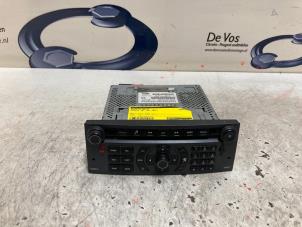 Gebrauchte Radio CD Spieler Peugeot 407 (6C/J) 2.7 HDi V6 24V Preis € 100,00 Margenregelung angeboten von De Vos Autodemontagebedrijf