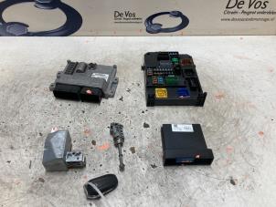 Engine management computer from a Citroën C4 Picasso (3D/3E)  2014