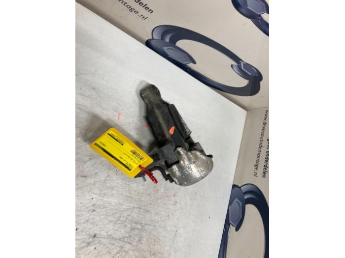 Used Engine mount Citroen C5 III Tourer (RW) 2.7 HDiF V6 24V Autom. Price € 160,00 Margin scheme offered by De Vos Onderdelen