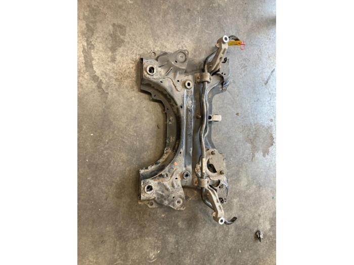 Used Subframe Peugeot 308 Price € 200,00 Margin scheme offered by De Vos Onderdelen