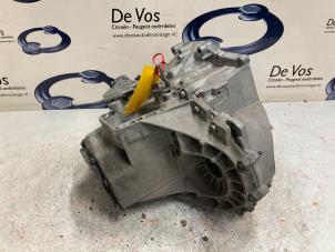 Gebrauchte Getriebe Peugeot 208 Preis € 750,00 Margenregelung angeboten von De Vos Autodemontagebedrijf