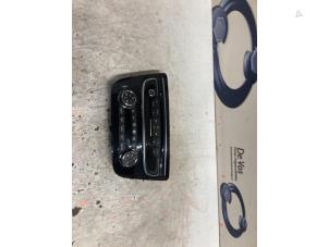 Used Radio control panel Peugeot 508 SW (8E/8U) 2.0 RXH HYbrid4 16V Price € 200,00 Margin scheme offered by De Vos Autodemontagebedrijf