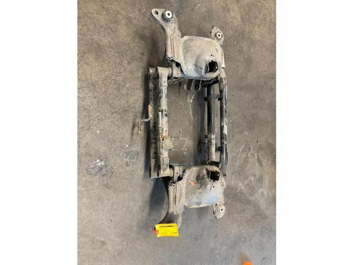Gebrauchte Unterrahmen Peugeot 508 SW (8E/8U) 2.0 RXH HYbrid4 16V Preis € 250,00 Margenregelung angeboten von De Vos Onderdelen
