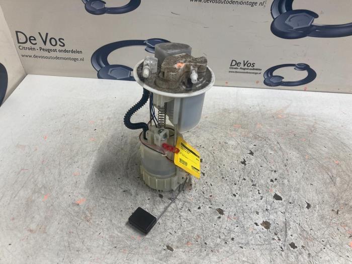 Usagé Pompe à carburant Citroen C1 1.0 12V Prix € 55,00 Règlement à la marge proposé par De Vos Onderdelen