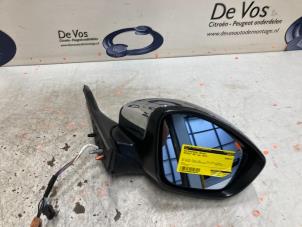 Used Wing mirror, right Peugeot 208 I (CA/CC/CK/CL) 1.6 16V THP 155 Price € 135,00 Margin scheme offered by De Vos Autodemontagebedrijf