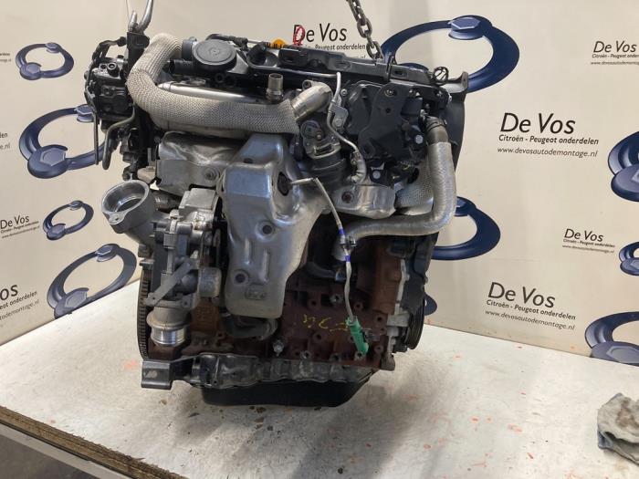 Engine from a Citroën C5 III Tourer (RW) 2.2 HDiF 16V 200 2013