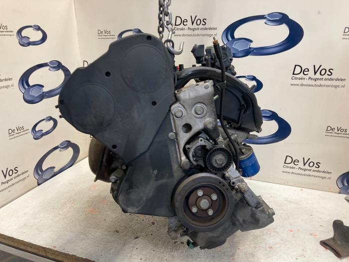 Engine Peugeot 206 CC 2.0 16V - 0135AJ RFN