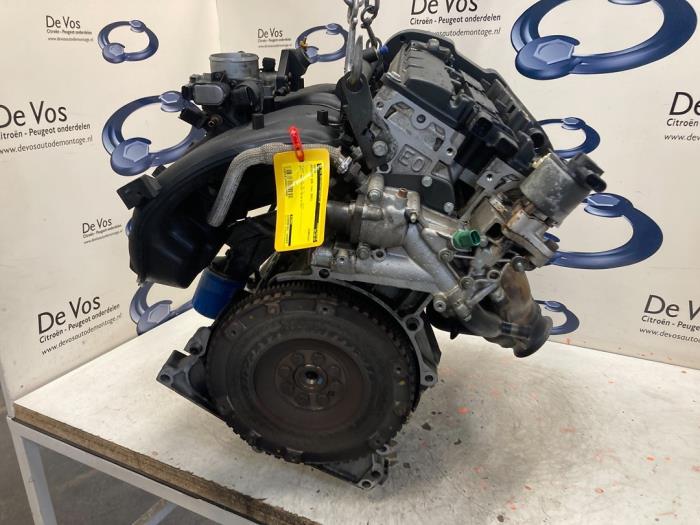 Engine Peugeot 206 CC 2.0 16V - 0135AJ RFN
