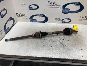 Used Front drive shaft, right Peugeot 508 (8D) 1.6 THP 16V Price € 80,00 Margin scheme offered by De Vos Autodemontagebedrijf