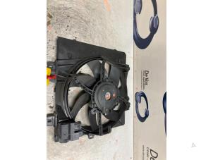 Used Cooling fan housing Citroen C3 (SX/SW) 1.2 Vti 12V PureTech Price € 135,00 Margin scheme offered by De Vos Autodemontagebedrijf