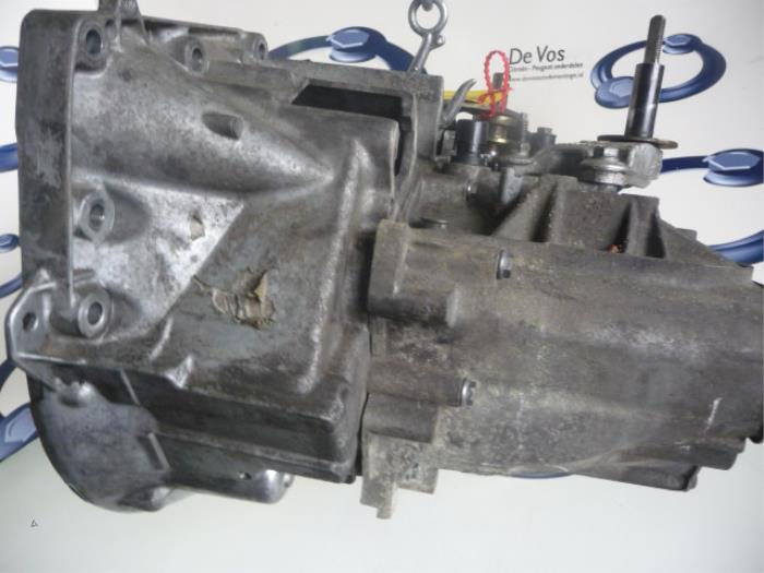 Gearbox from a Peugeot 607 (9D/U) 2.2 HDi 16V FAP 2006