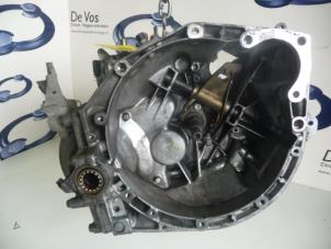 Used Gearbox Peugeot 607 (9D/U) 2.2 HDi 16V FAP Price € 450,00 Margin scheme offered by De Vos Autodemontagebedrijf